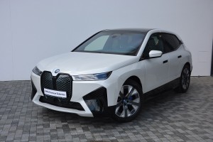 BMW iX xDrive50