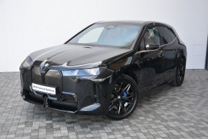 BMW iX xDrive60