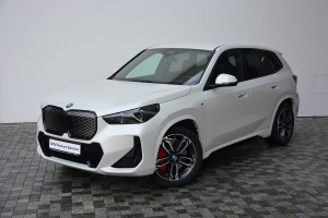 BMW iX1 xDrive30