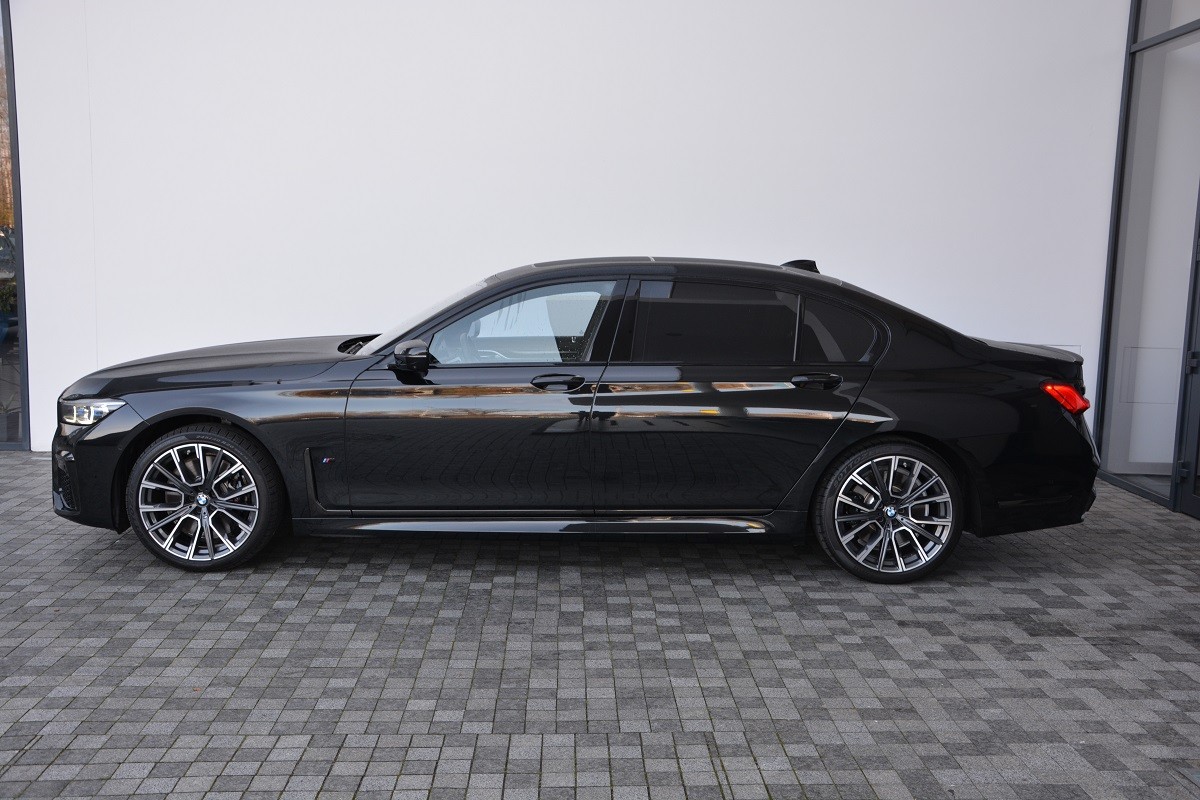 BMW 7 Series 740Ld xDrive 1