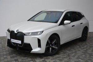 BMW iX xDrive60