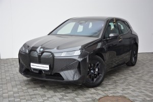BMW iX xDrive60