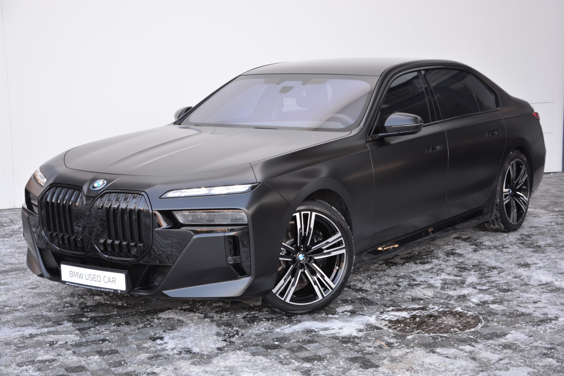 BMW i7 xDrive60 0