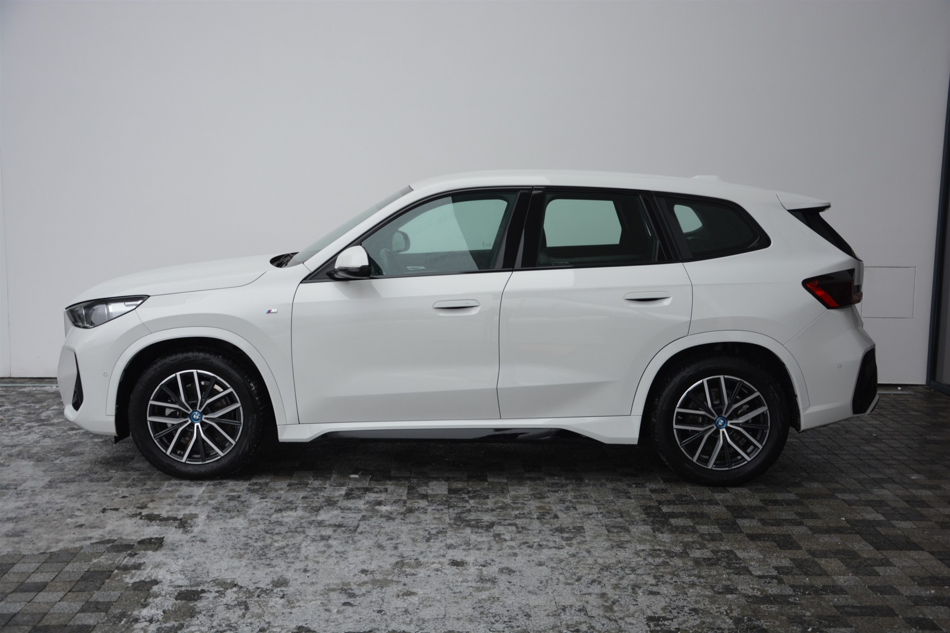 BMW iX1 eDrive20 1