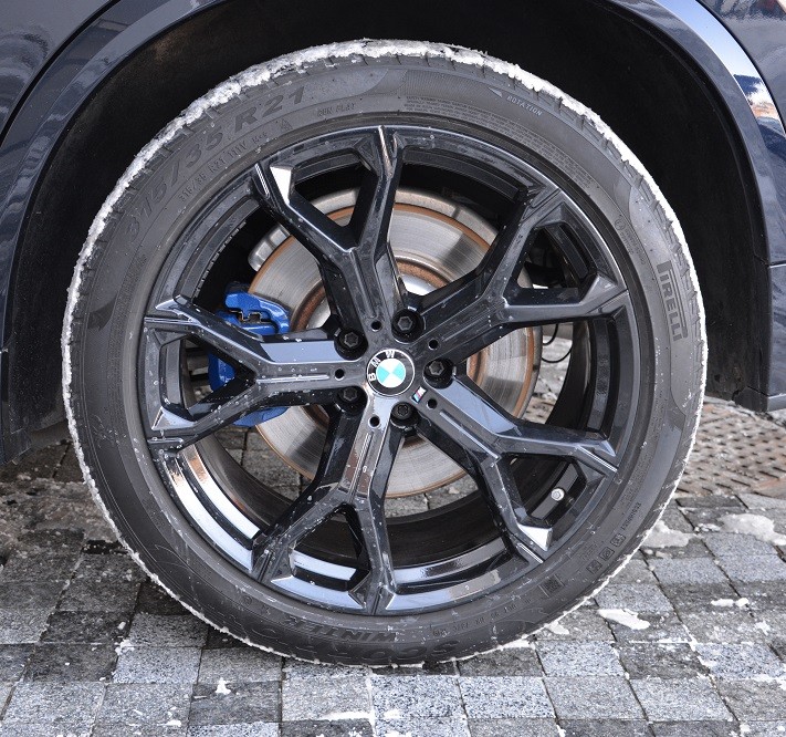 BMW X5 M50d 9