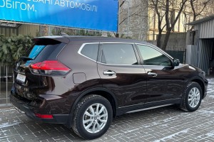 NISSAN