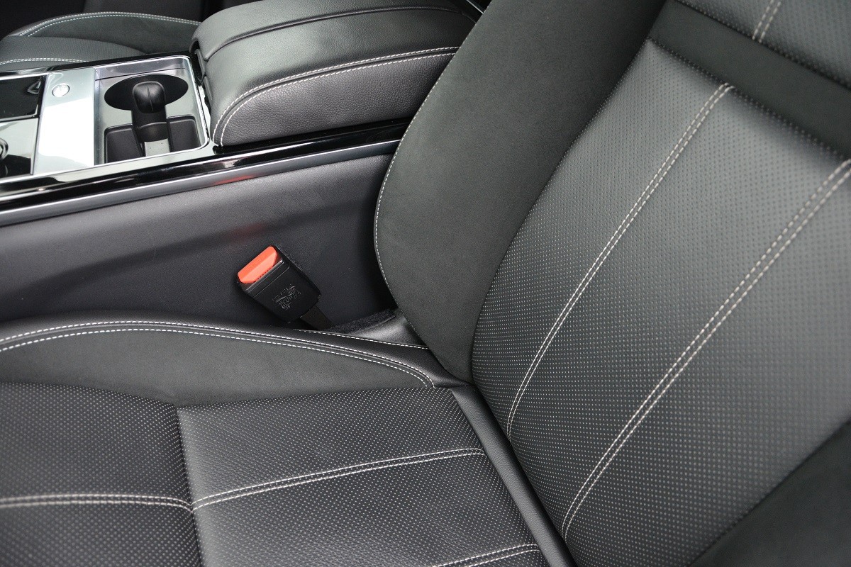 LAND ROVER Range Rover Velar 8