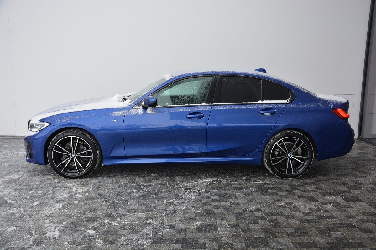 BMW 3 Series 320d xDrive 1