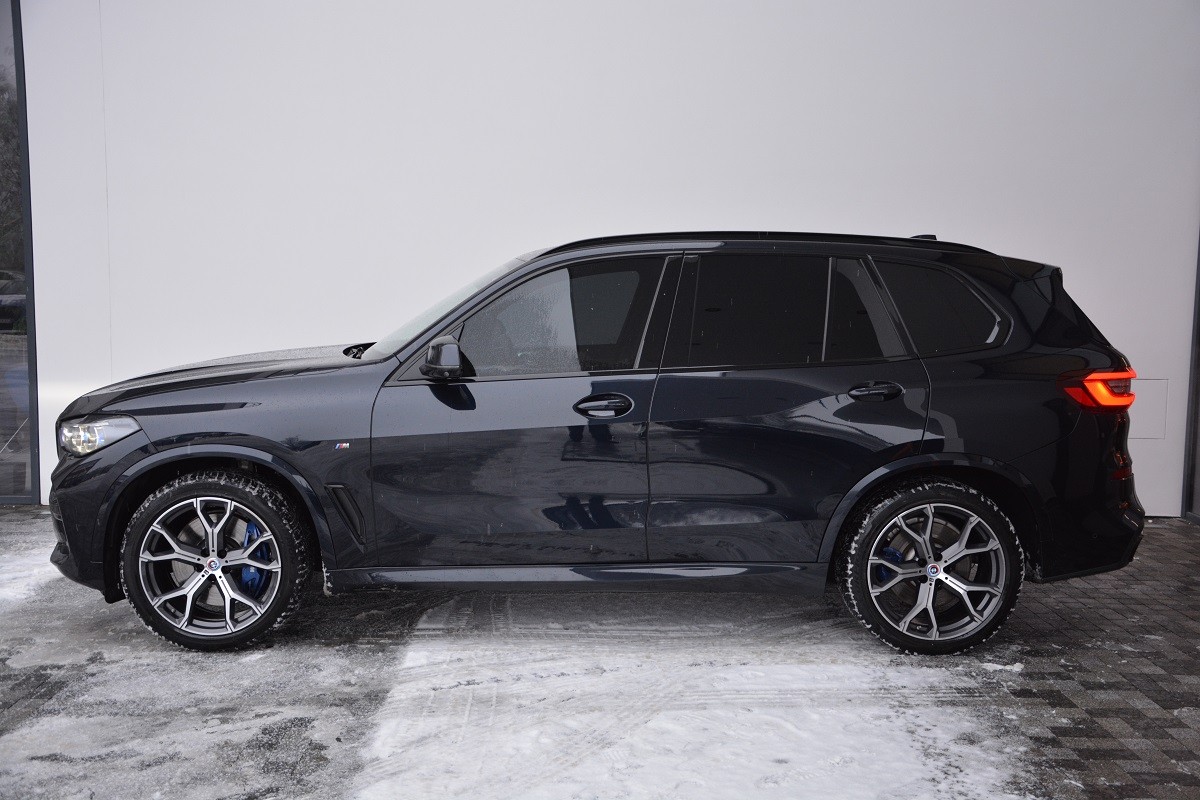 BMW X5 M50d 1