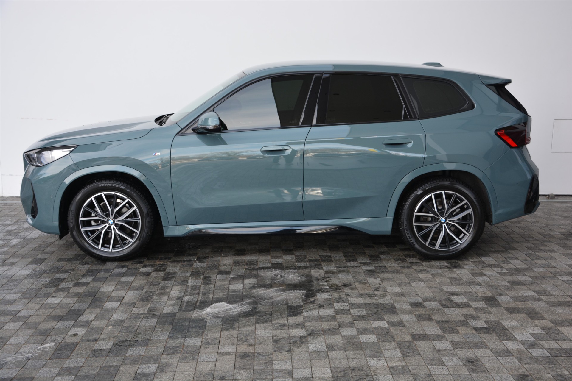 BMW iX1 eDrive20 1