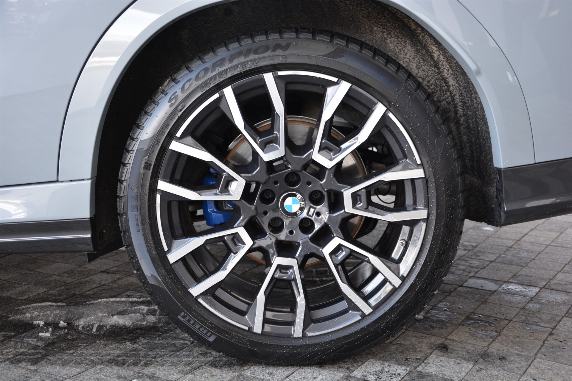 BMW X6 xDrive40d 9