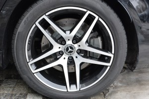 MERCEDES-BENZ