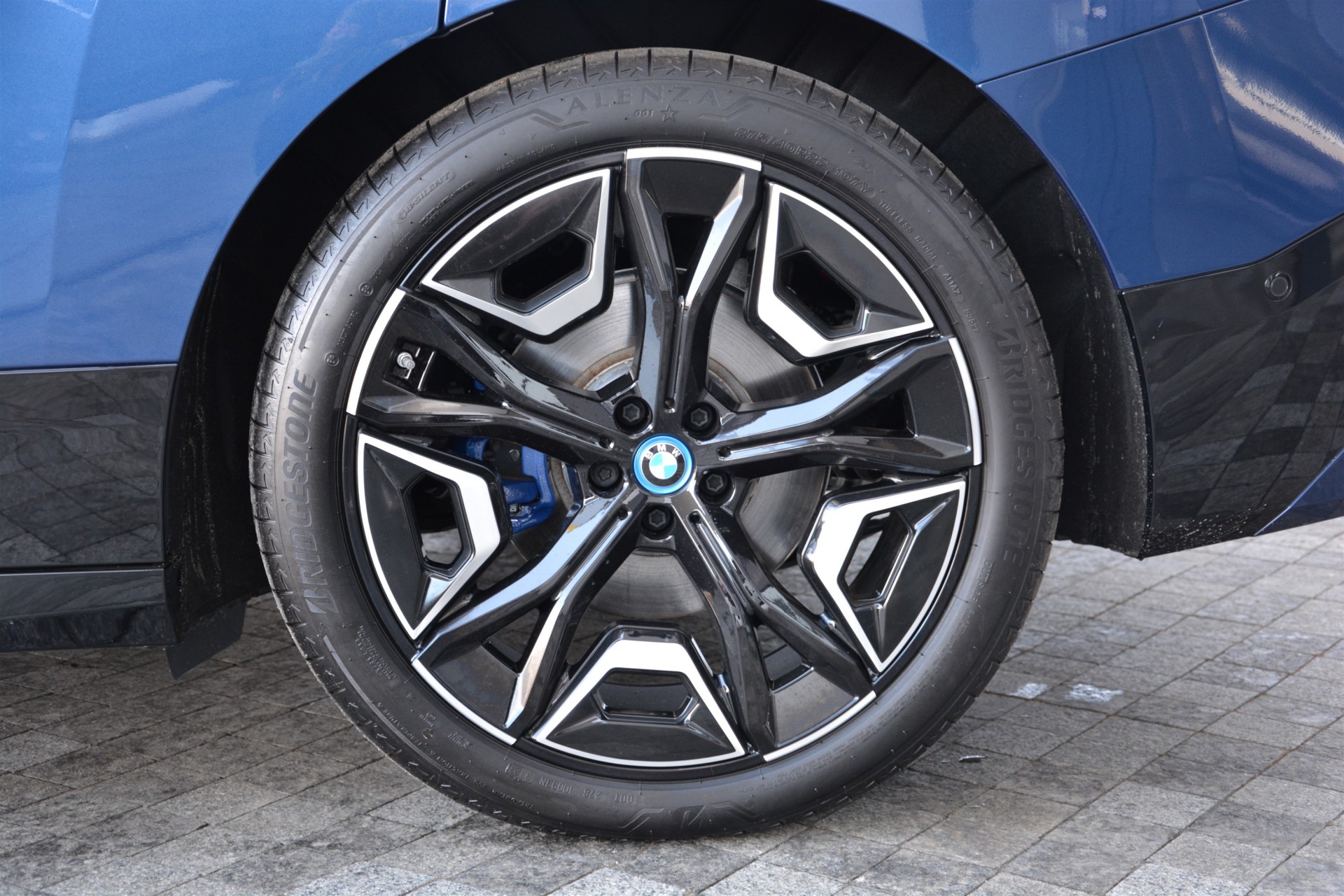 BMW iX xDrive50 9
