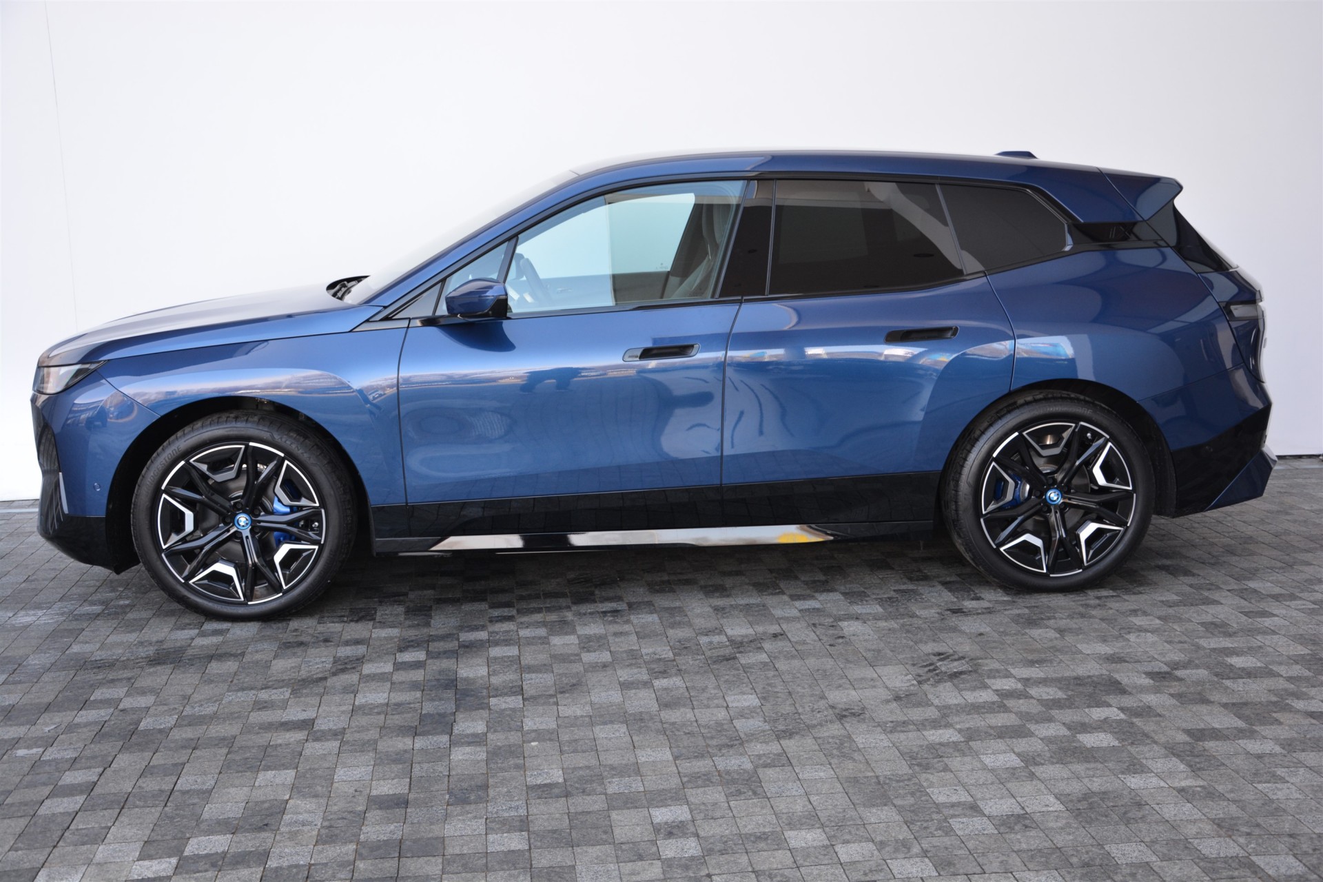 BMW iX xDrive50 1