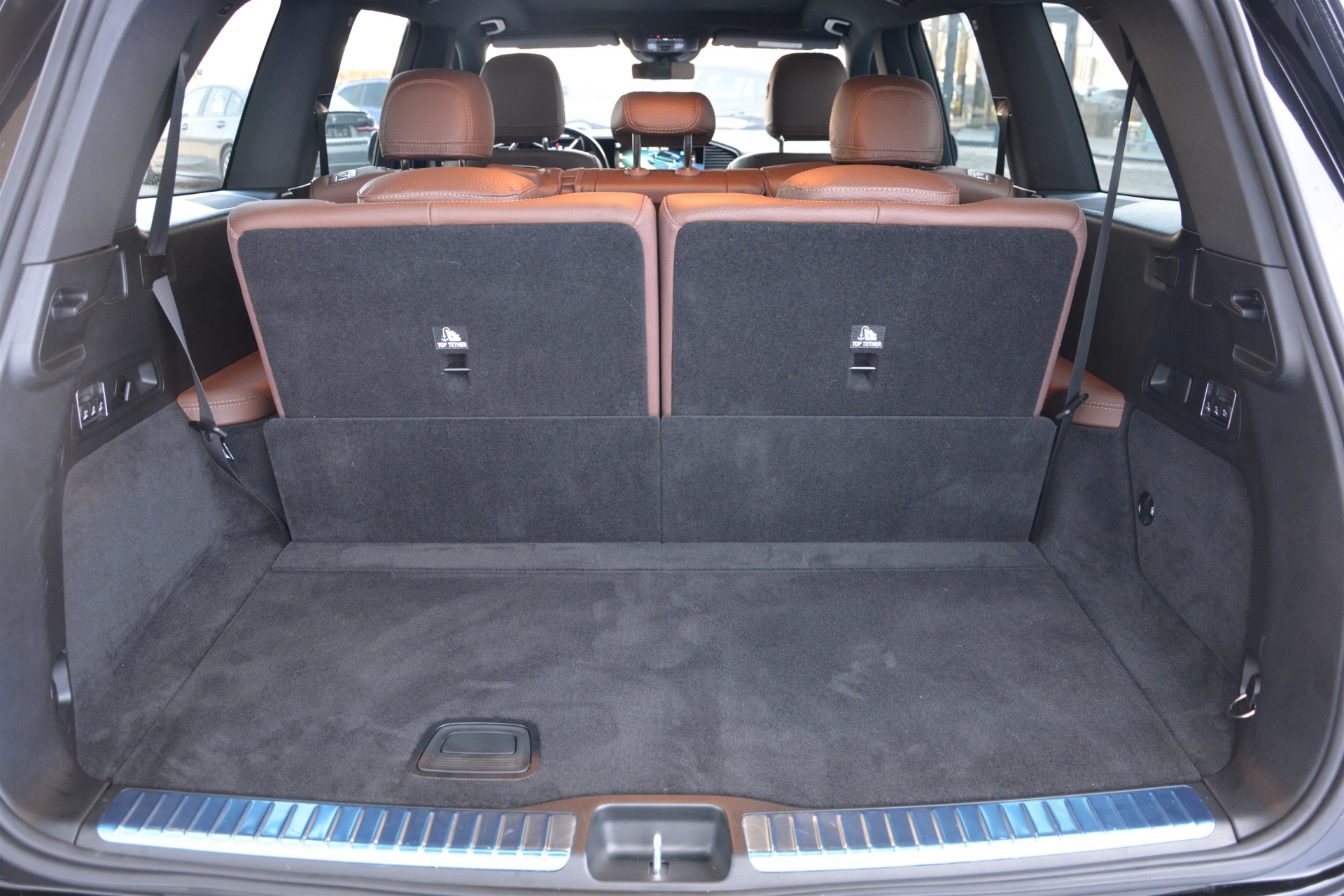 MERCEDES-BENZ GLS 450 8