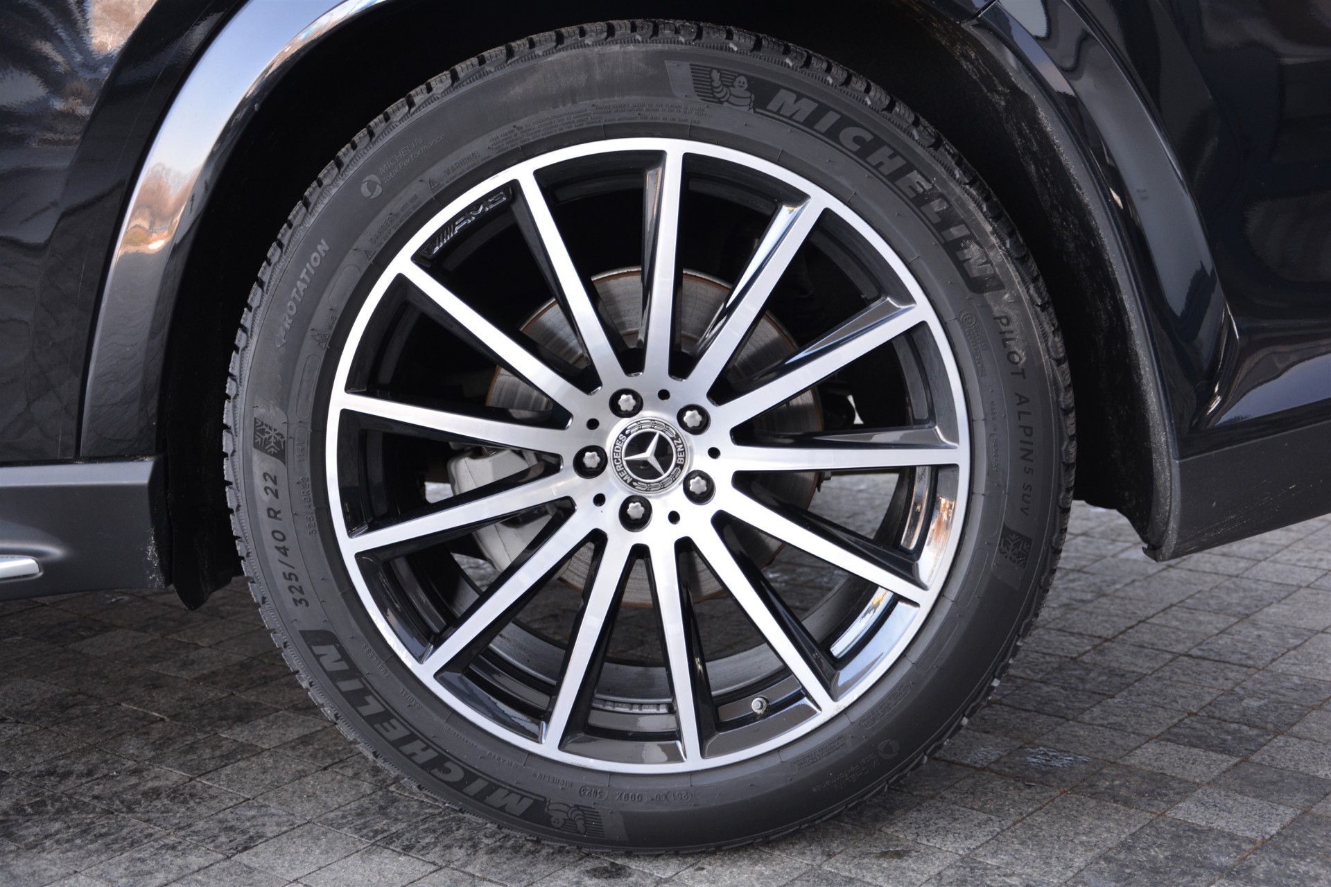 MERCEDES-BENZ GLS 450 9