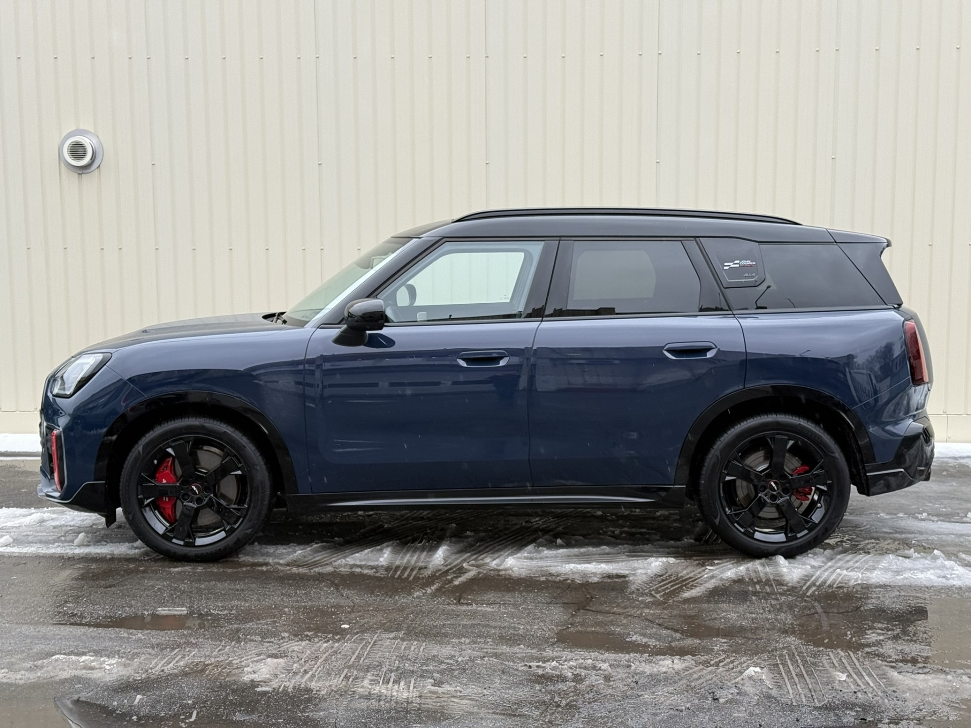 MINI Countryman JCW 3