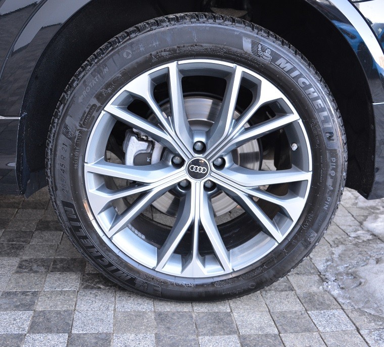 AUDI Q8 Q8 50 TDI 286 Ch 9