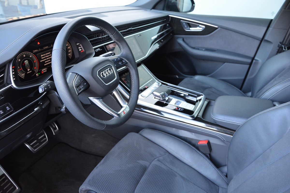 AUDI Q8 Q8 50 TDI 286 Ch 3
