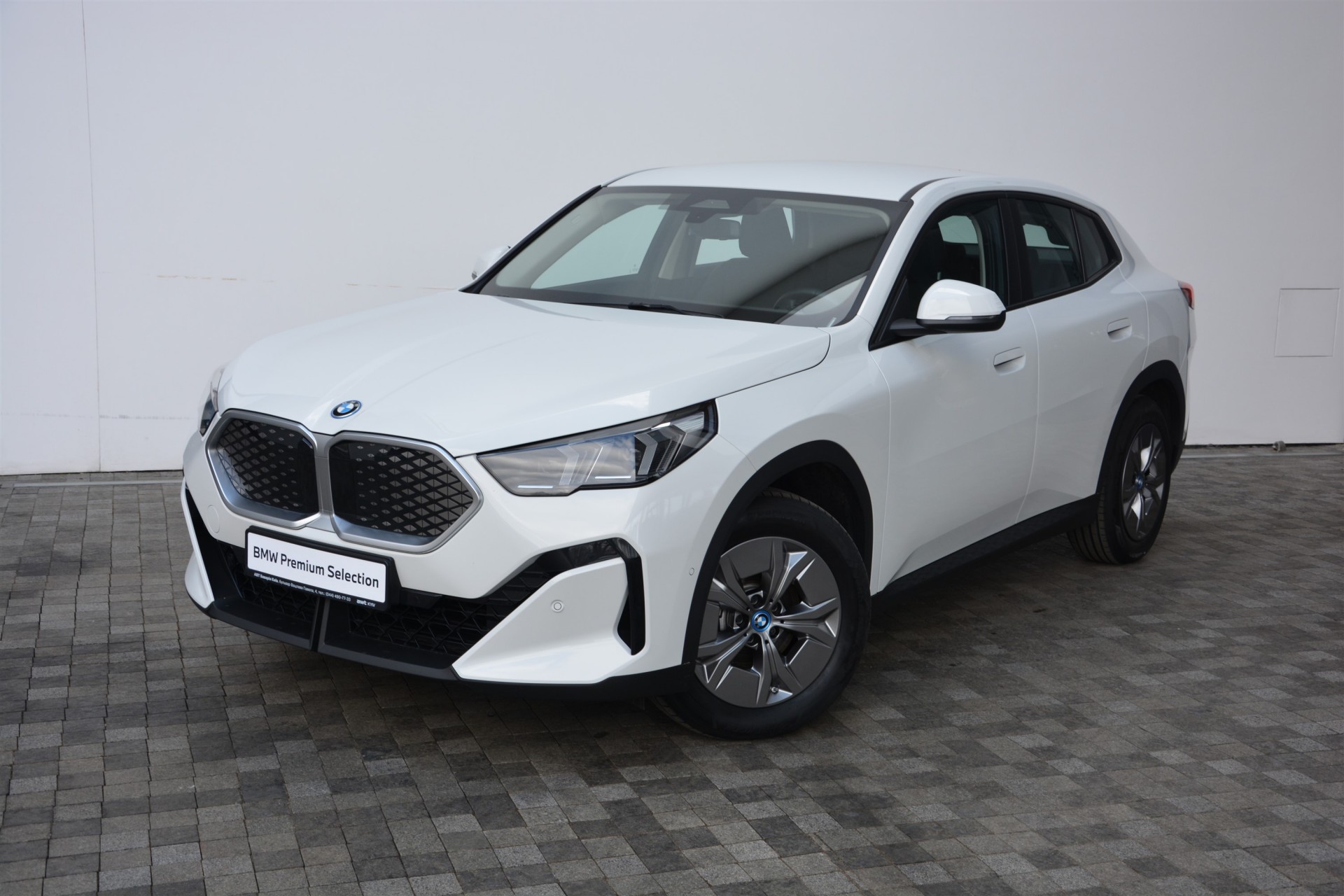 BMW iX2 eDrive20 0