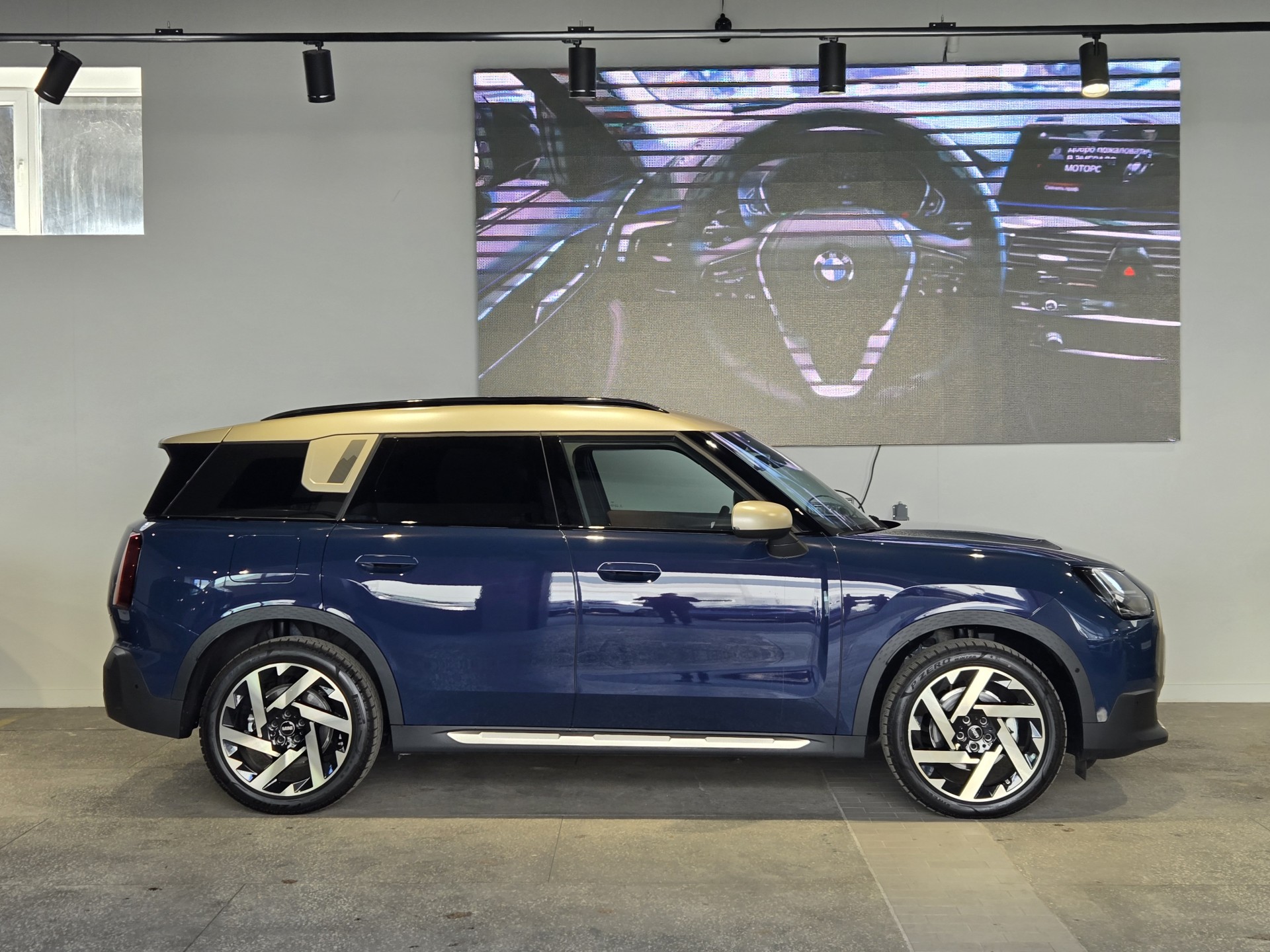 MINI Countryman  2