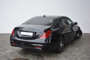 MERCEDES-BENZ