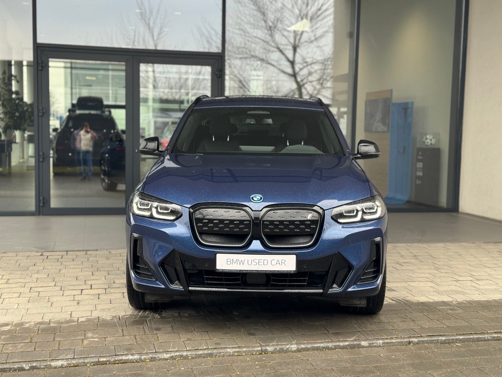 BMW iX3 M Sport 2