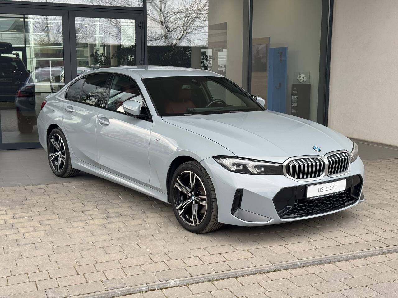 BMW 3 Series 320i 20