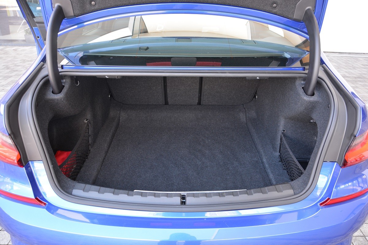 BMW 3 Series 320d xDrive 8