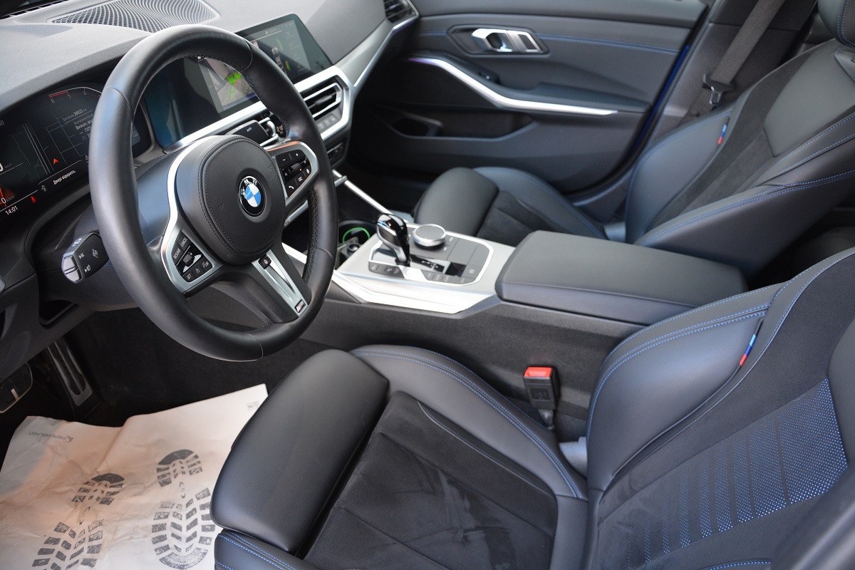 BMW 3 Series 320d xDrive 4