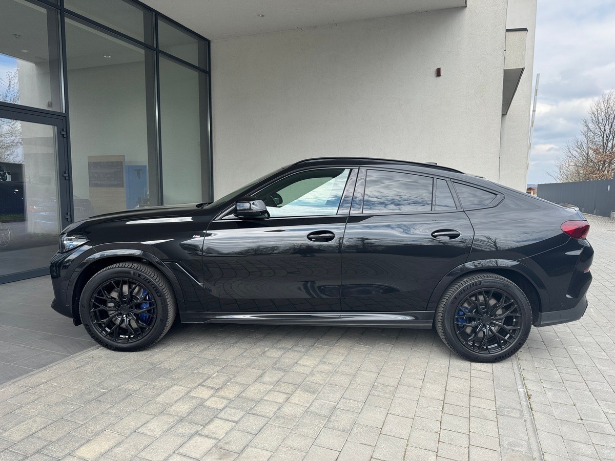 BMW X6 M50d 8