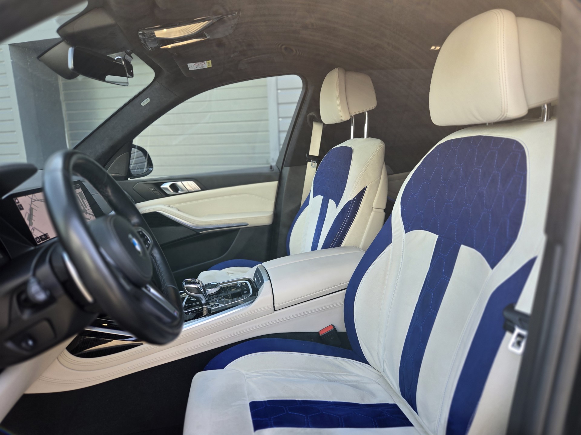 BMW X7 M50d 4