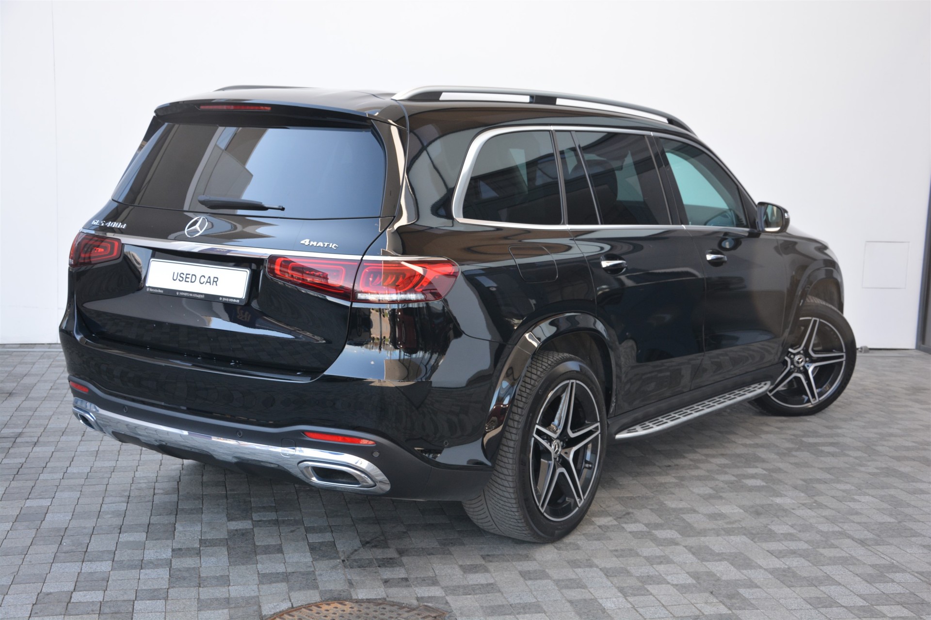 MERCEDES-BENZ GLS 400d 2