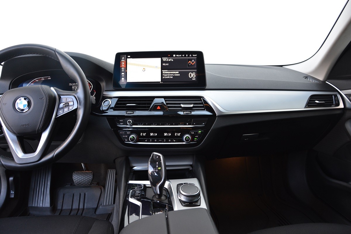 BMW 5 Series 540i xDrive 5