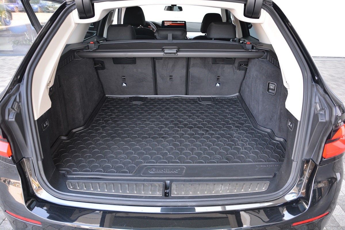 BMW 5 Series 540i xDrive 8