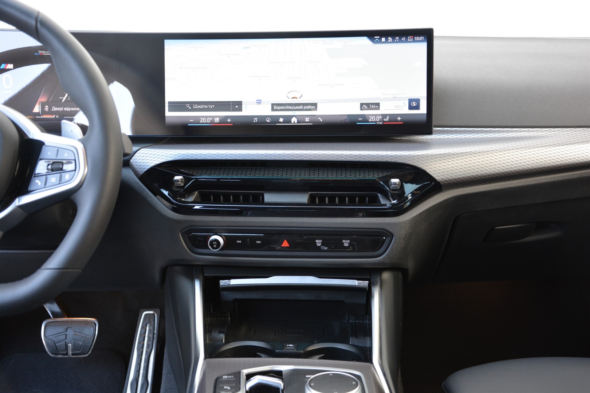BMW 3 Series 320i 6