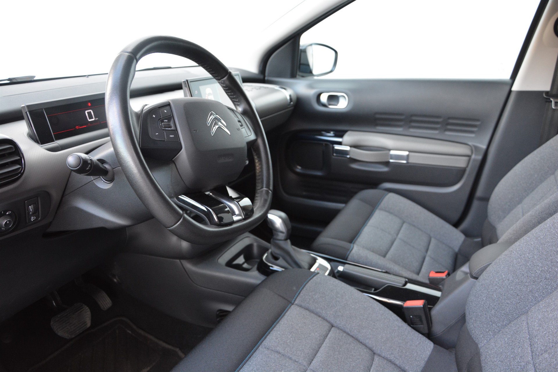 CITROEN C4 Cactus Shine 4