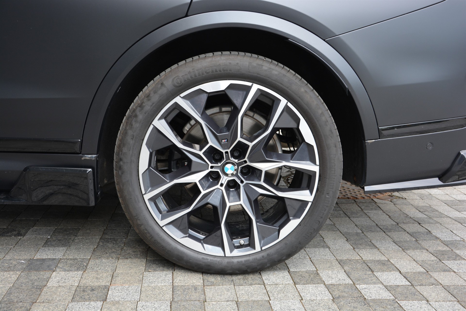 BMW X7 xDrive40d 9