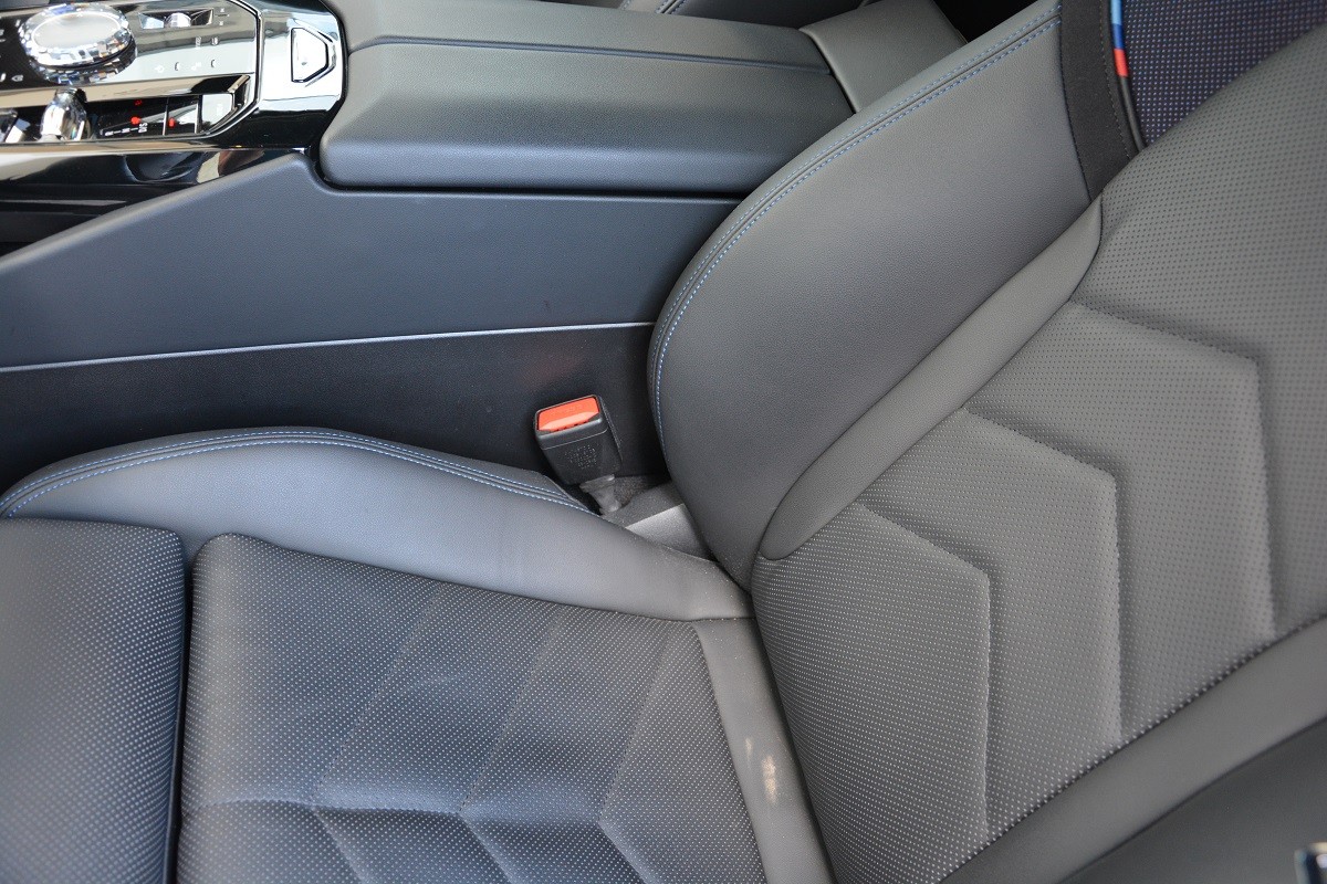 BMW 5 Series 520d 7