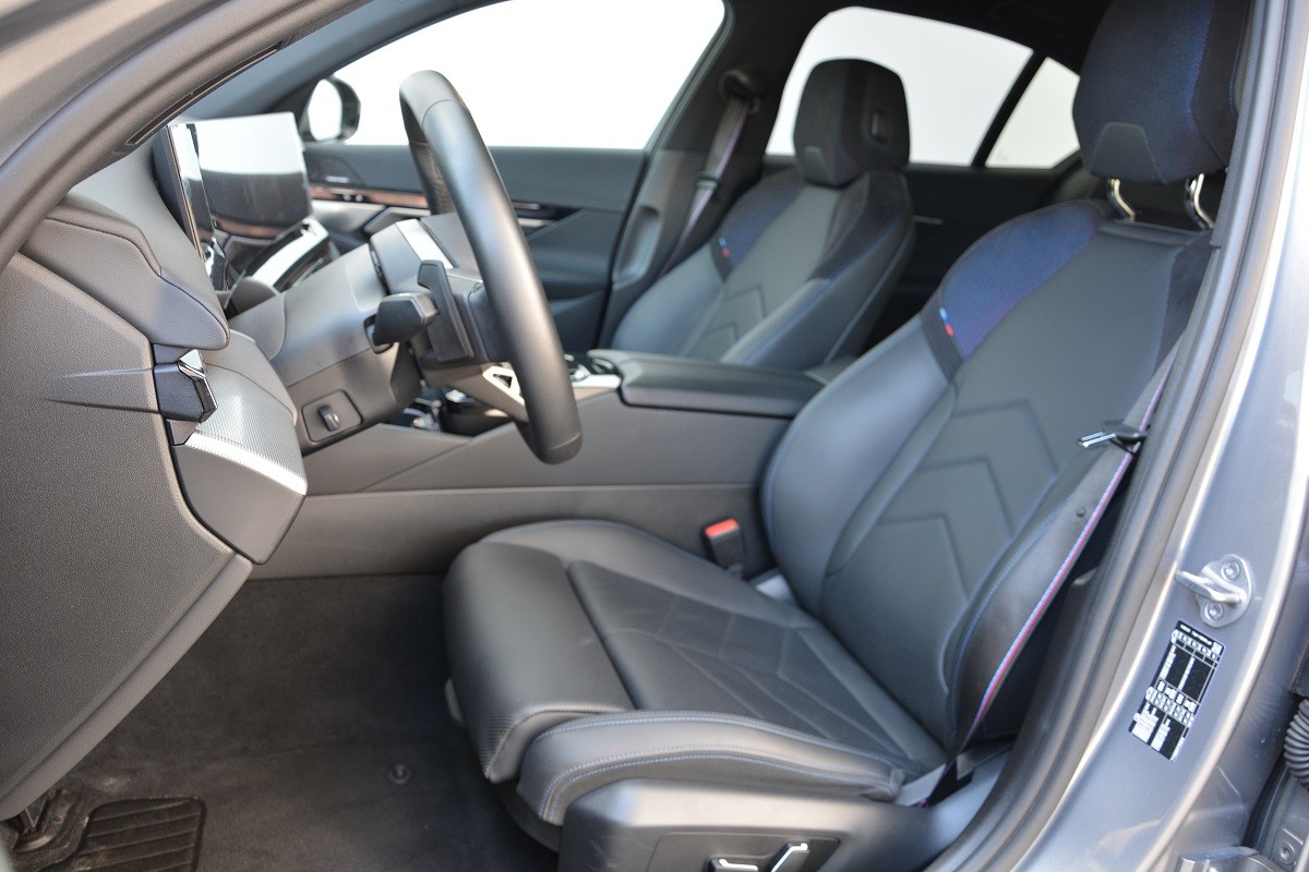 BMW 5 Series 520d 3