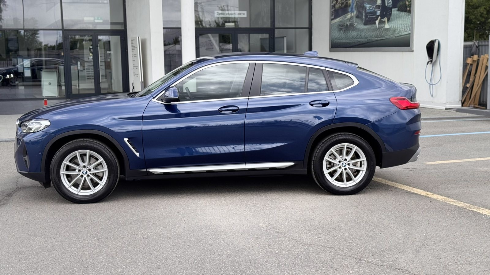 BMW X4 xDrive20d 4