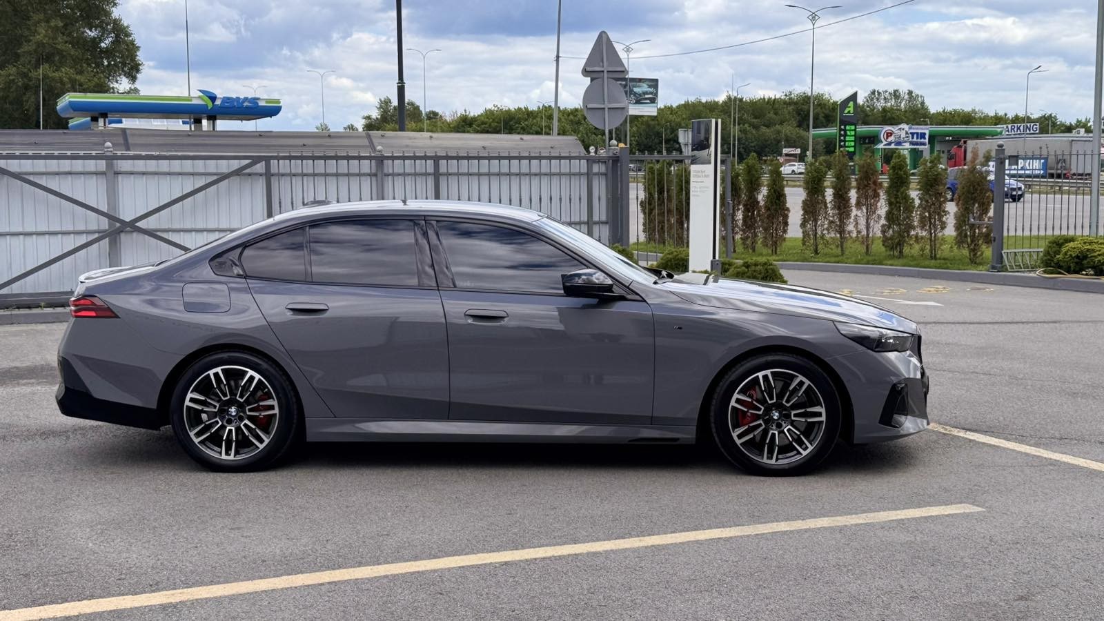 BMW 5 Series 540d xDrive 3