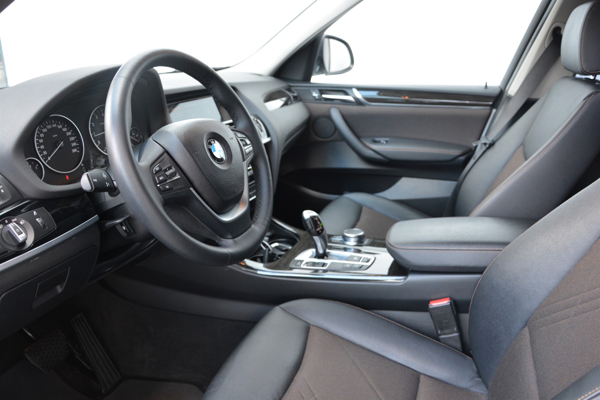 BMW X3 xDrive20i 4