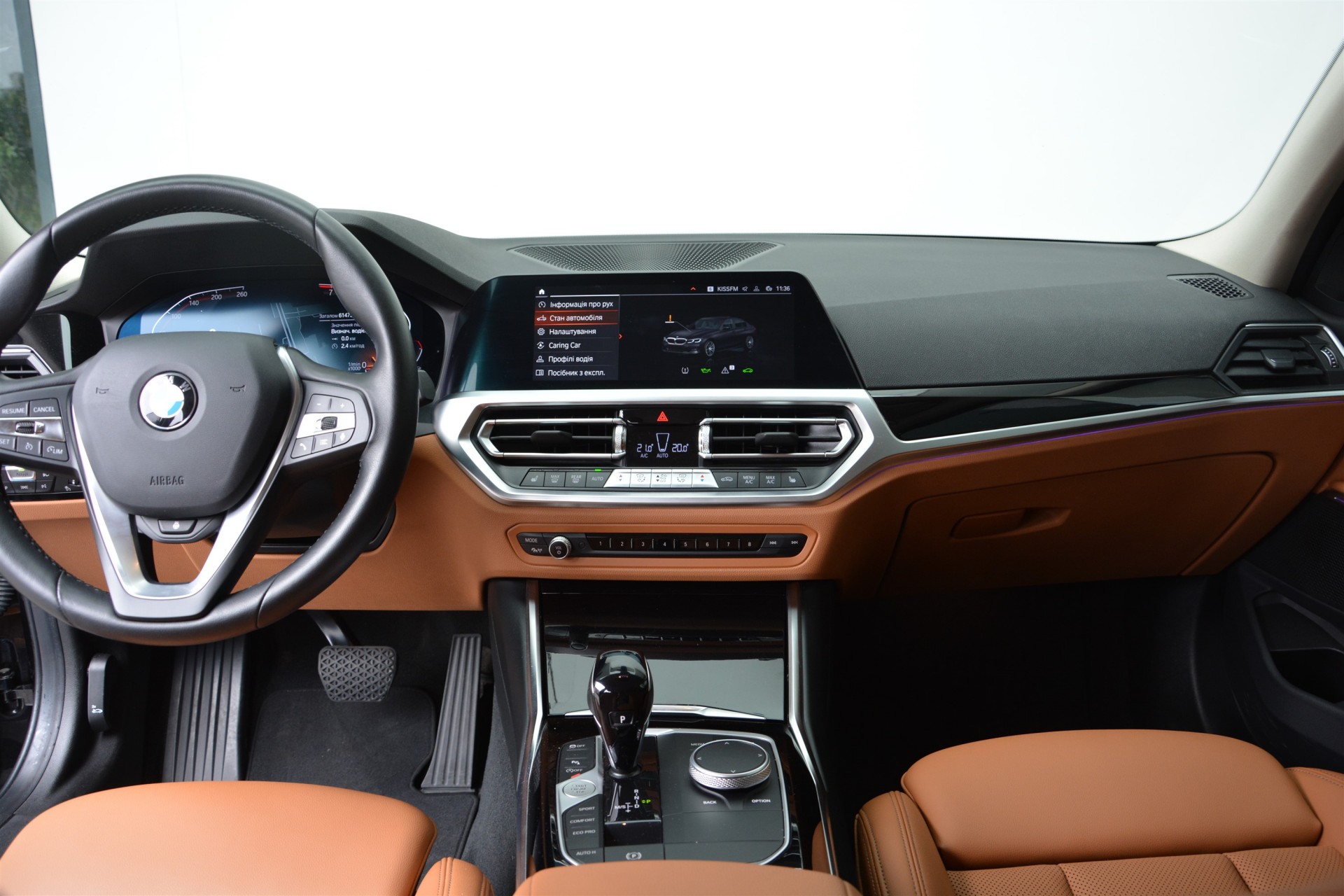 BMW 3 Series 320i 5