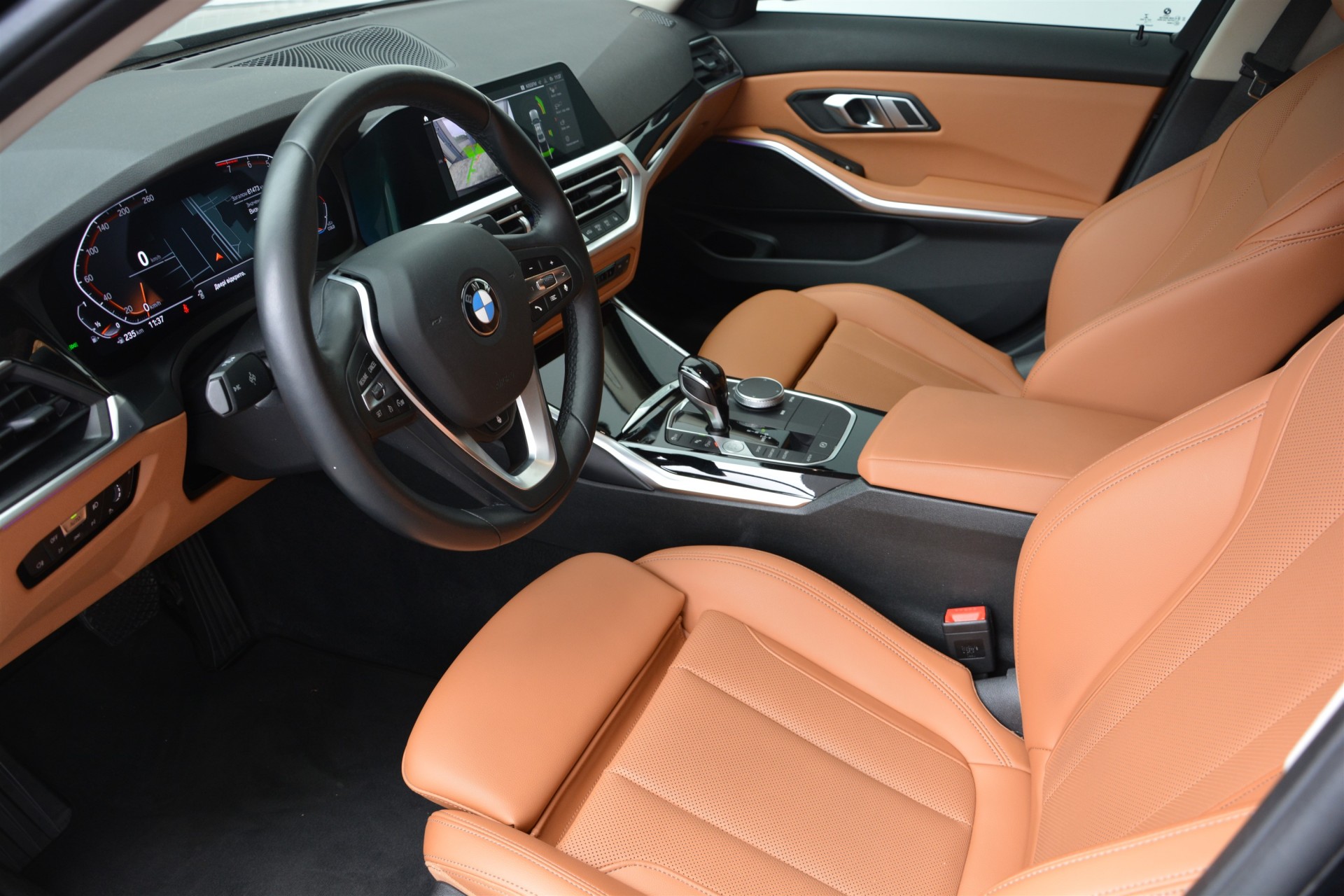 BMW 3 Series 320i 4