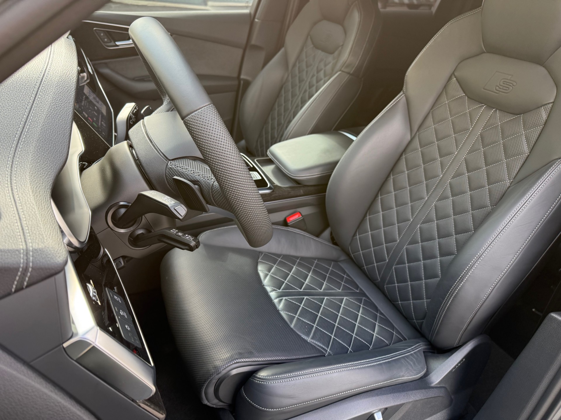 AUDI Q7 Q7 50 TDI quattro 7