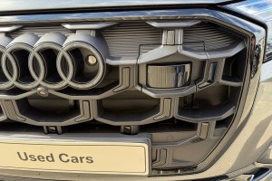 AUDI