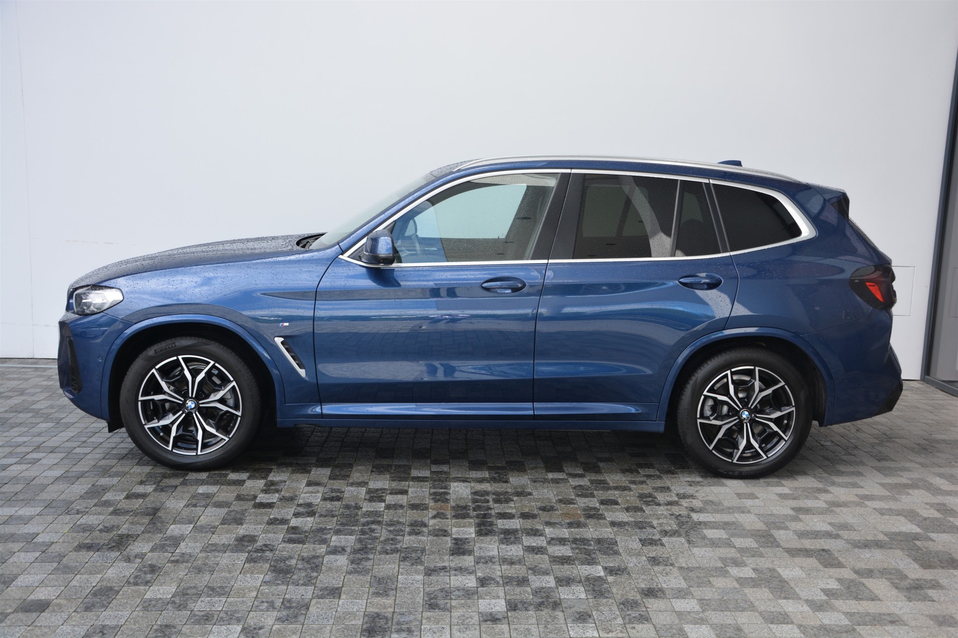 BMW X3 xDrive30i 1