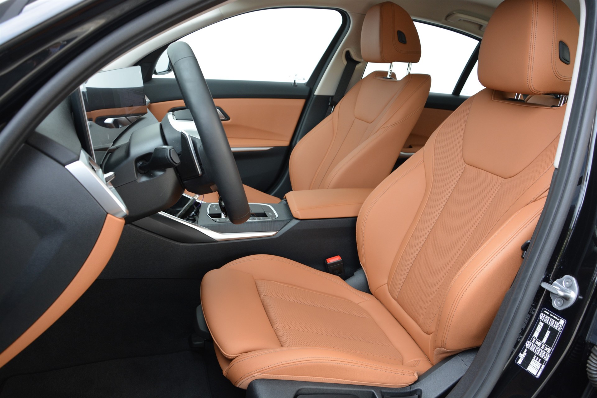 BMW 3 Series 320i 3