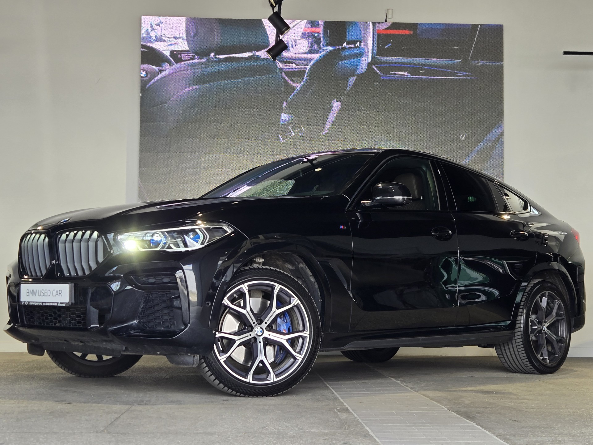 BMW X6 M50d 0